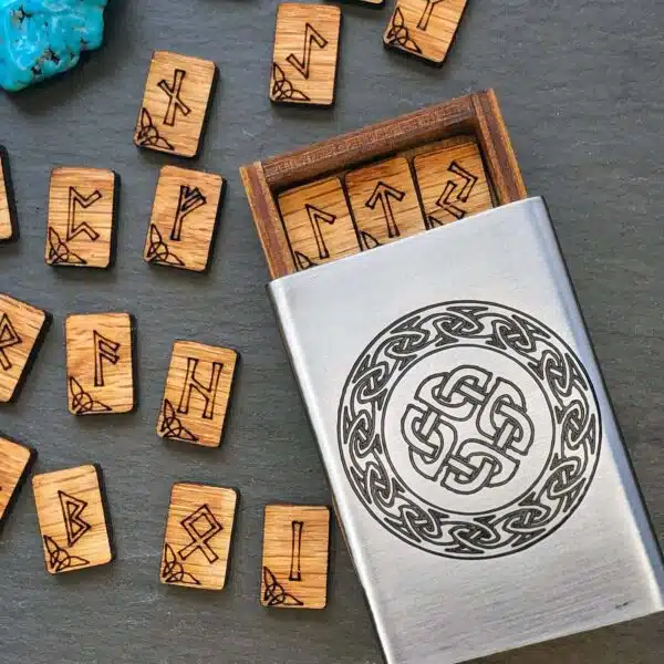 A wooden box with a set of wooden dominoes.